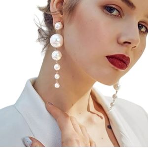 Exquisite Stimulated Pearl Earrings